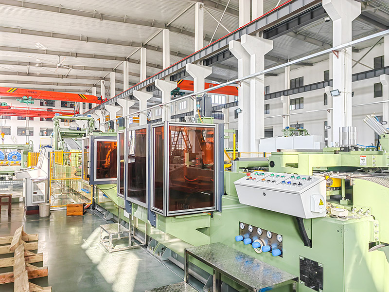 معدات المصنع